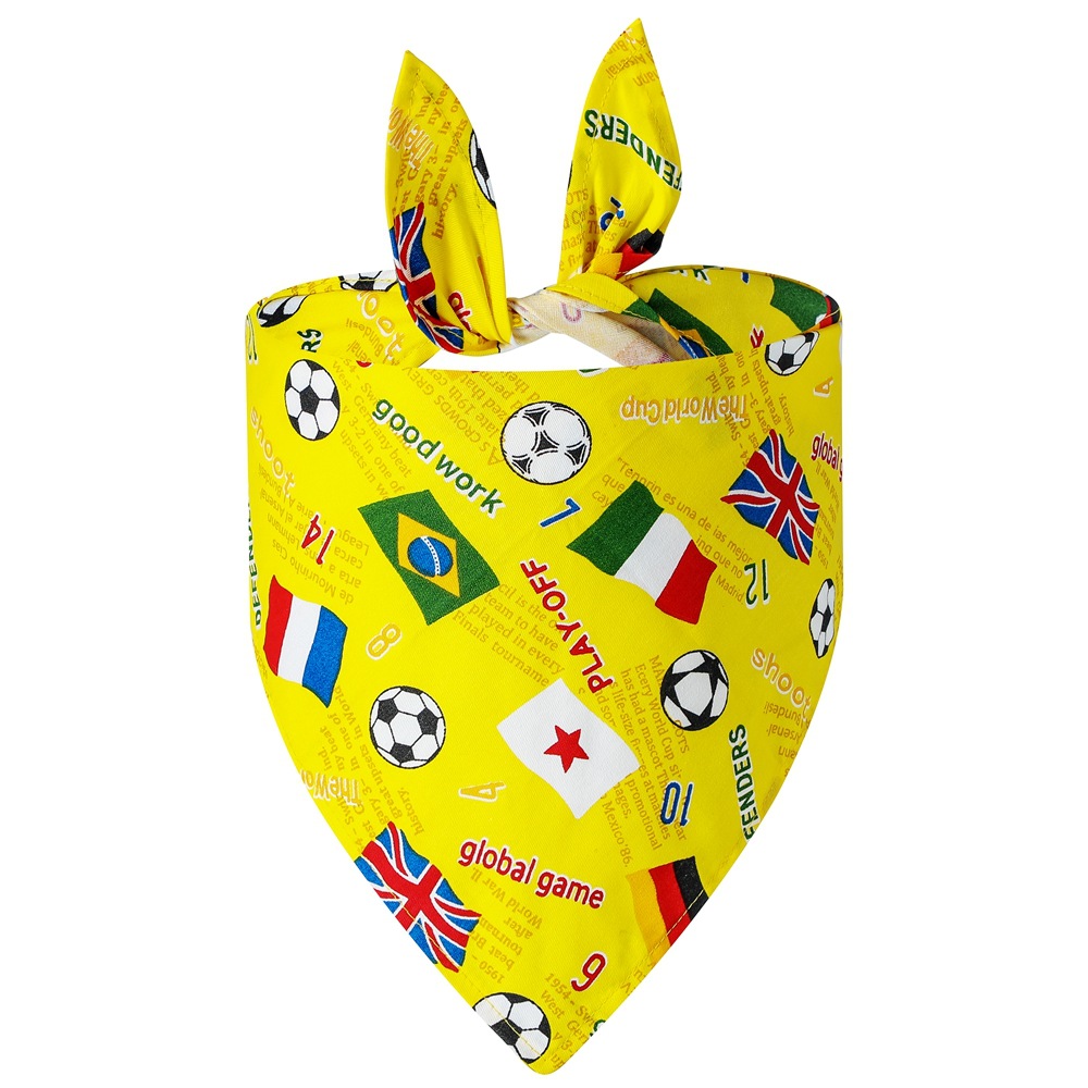 Fabricantes en stock transfronteriza nueva toalla para mascotas algodón seta fútbol patrón perro saliva toalla mascota bufanda