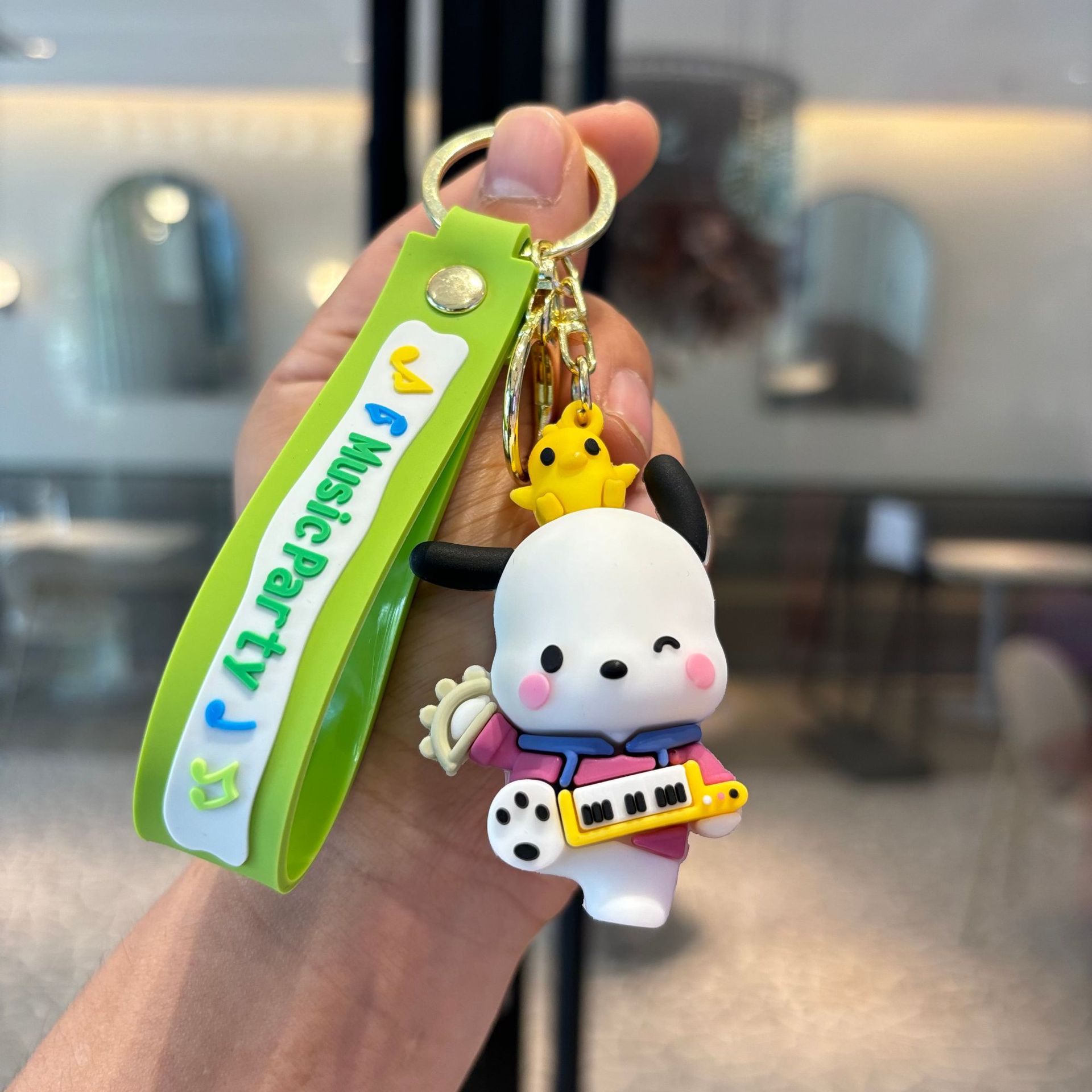 Fiesta de música llaveros Sanliou muñeca colgante para atrapar a niños pequeños regalos llaveros accesorios bolsas al por mayor