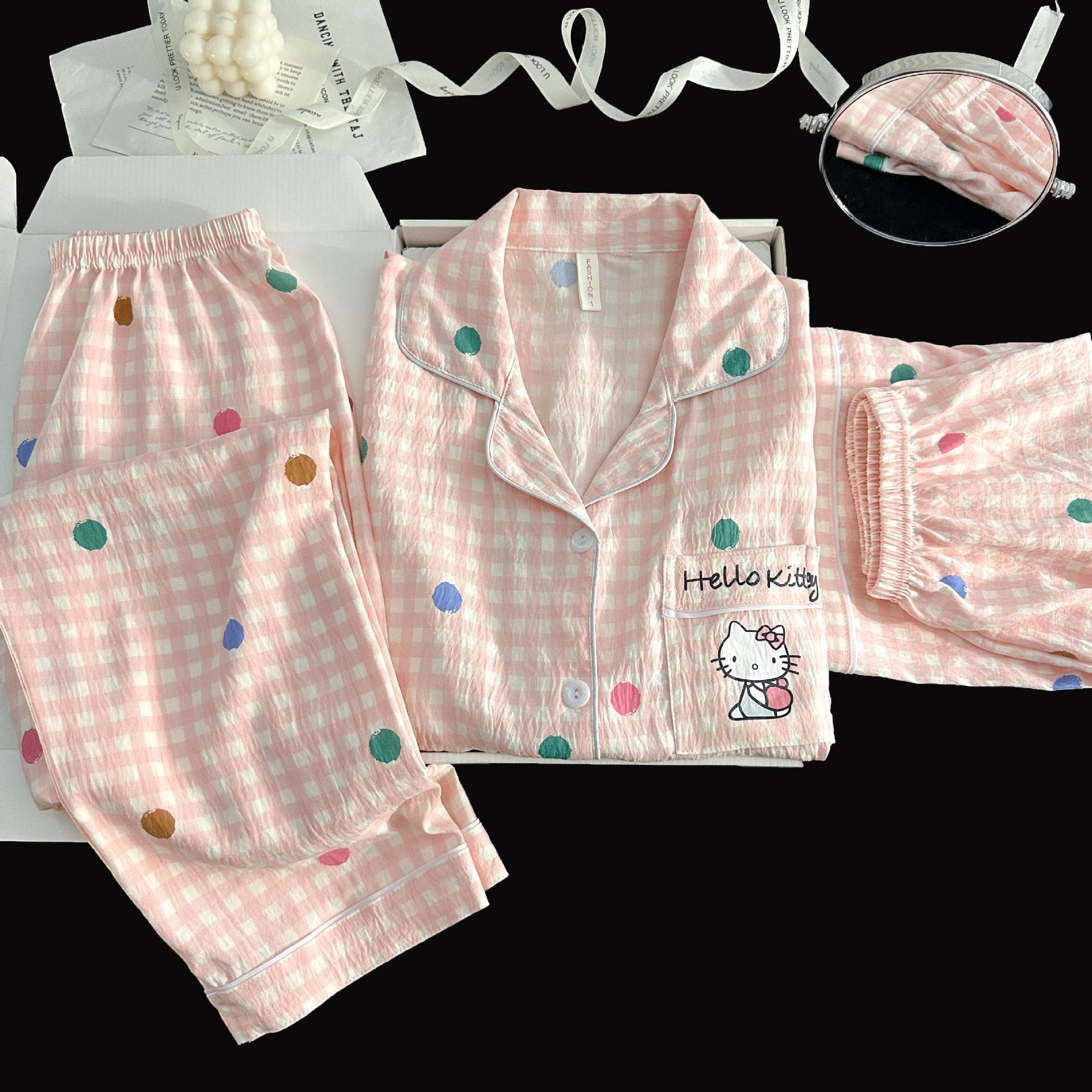 Comercio exterior transfronterizo 120G nube algodón traje de tres piezas pole point kt gato pijamas mujeres lindo solapa pantalones de manga corta servicio a domicilio