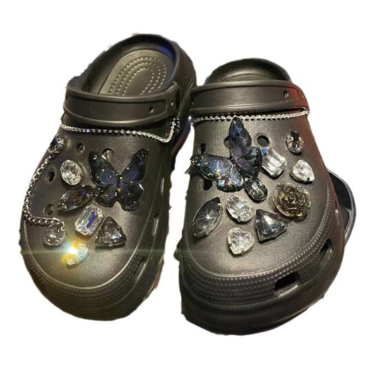 Hole shoes accessories shoes three-dimensional butterfly flower shoe buckle decoration rose Black diy cute little red book