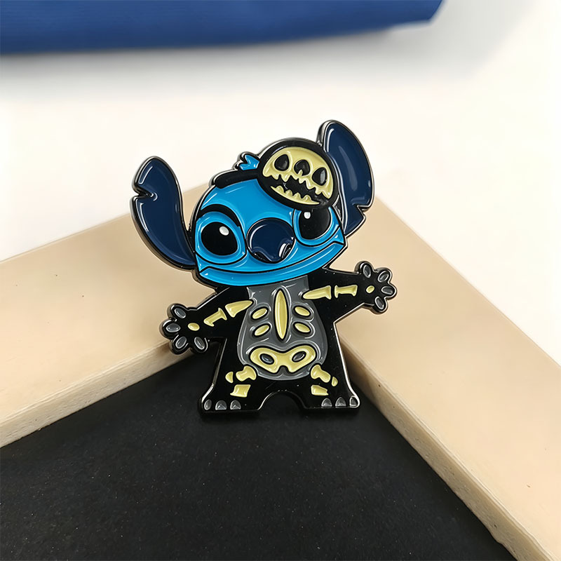 Mixed-Style Skeleton See-Through Brooch, Interstellar Alien Cartoon Badge, Dark Style Metal Enamel Pin Accessory