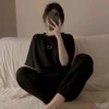 Чёрный маленький смайлик