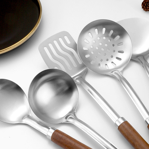 Stainless steel thickened non-magnetic solid wood handle kitchen cooking spatula for frying pans, cooking spoons, soup spoons, and hot pot spoons