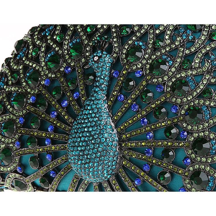 Pavilón de diamante de diamante de metal de cristal bolsa de cena bolsa de diamantes hecha a mano bolso de diamantes de damas europeas y americanas