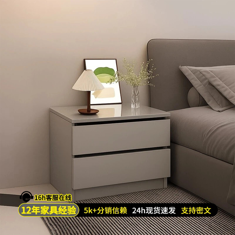 Mini meseta de cabezal de cama dormitorio doméstico 2026 nuevo armario de almacenamiento simple gris de lujo ligero de alta calidad armario de almacenamiento junto a la cama