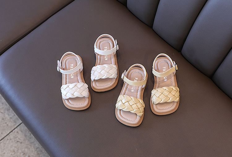 Girls Sandals in Beige