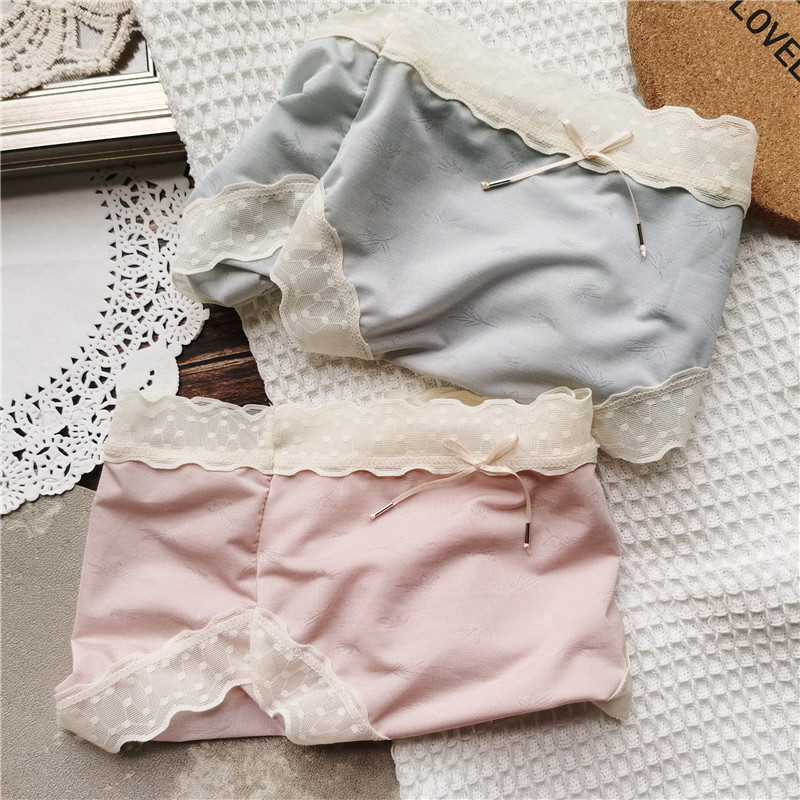 1924 Elegant Elegant# Mid-waist Ice Silk Printing Love Flower Lace Edge Cute Women's Underwear