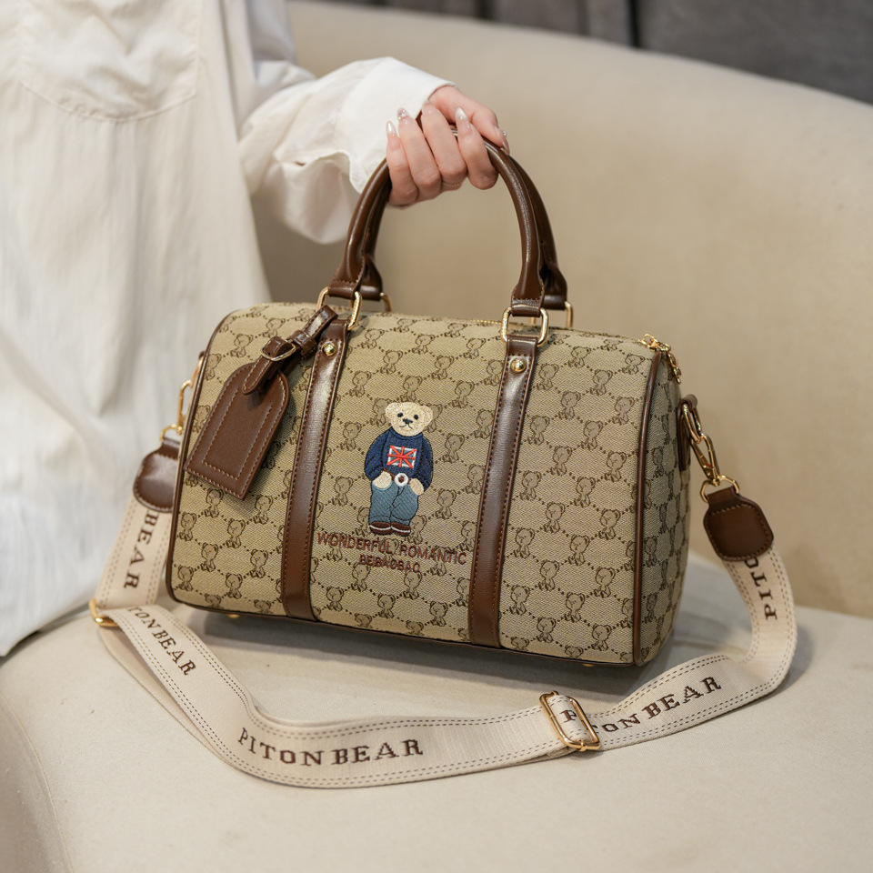 Women's Bags genuine large capacity wide band one shoulder messenger commuter Boston pillow bag female new high end_voghion.com
