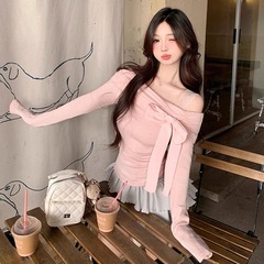 2025新型春秋一字肩純欲絶美蝶結び肩の中の甘い妹の上着の長袖tシャツの女性の外着