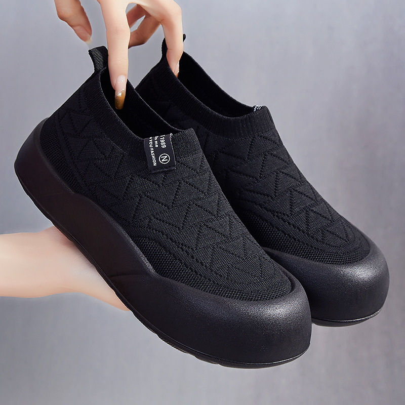 Zapatos, zapatos de mujer, zapatos individuales de moda de todo fósforo de verano, suela suave, suela gruesa, zapatos cómodos para madre, zapatos casuales de un pie