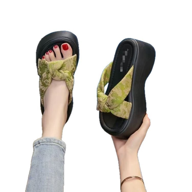Aumentar la altura de las zapatillas de la mujer 2026 verano nuevo fondo grueso muffin fondo zapatillas de playa de tacones altos image 5