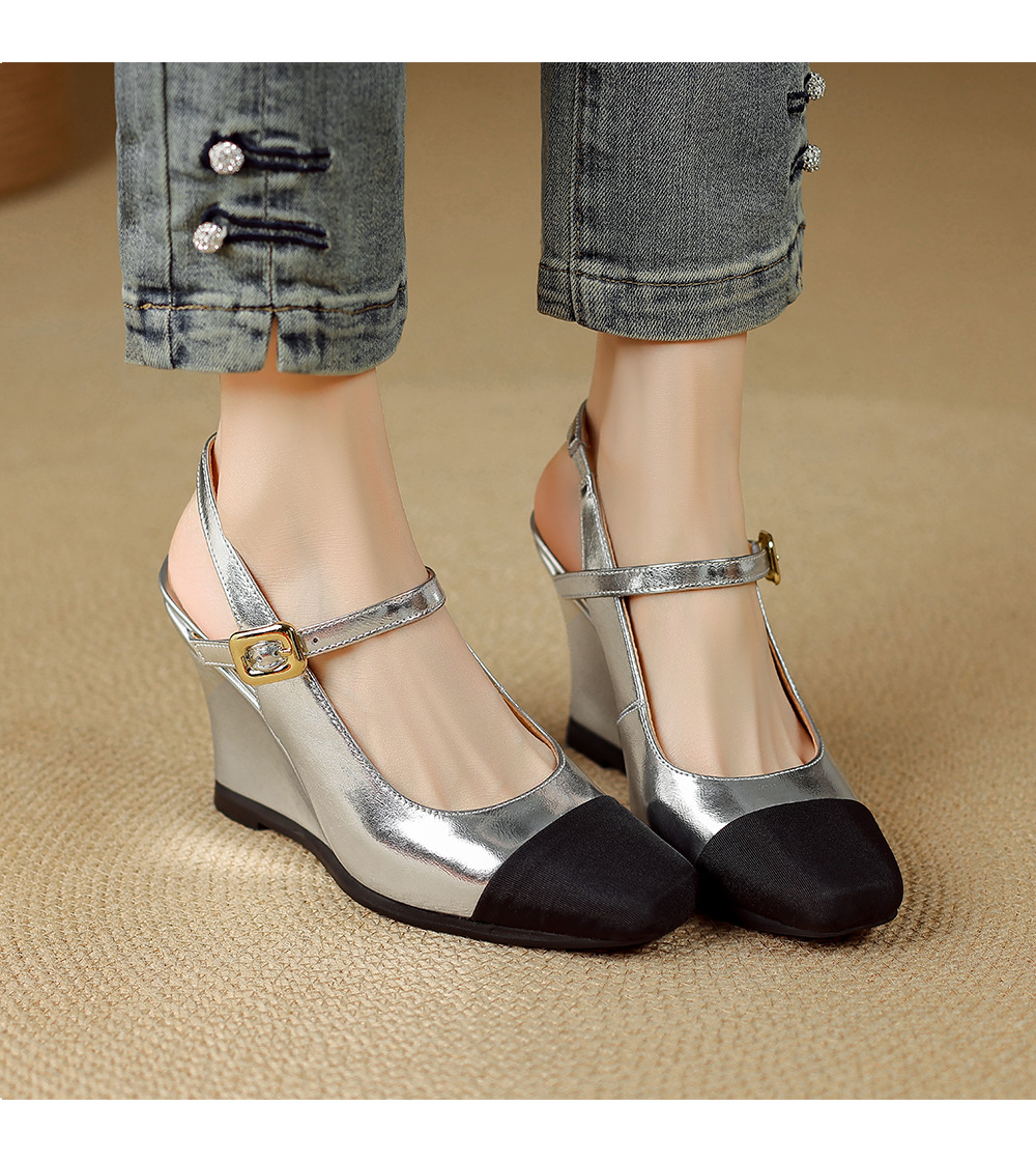 Sandal cao gót nữ mũi vuông quai ngang phong cách Chanel, gót xuồng 2026 — màu vàng, bạc chi tiết 5