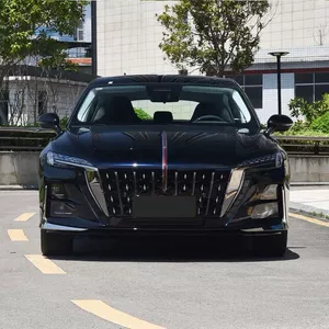 Китай красный флаг автомобильный автомобиль H6 среднего размера автомобиль New 2023 Model 2.0T в американскую версию