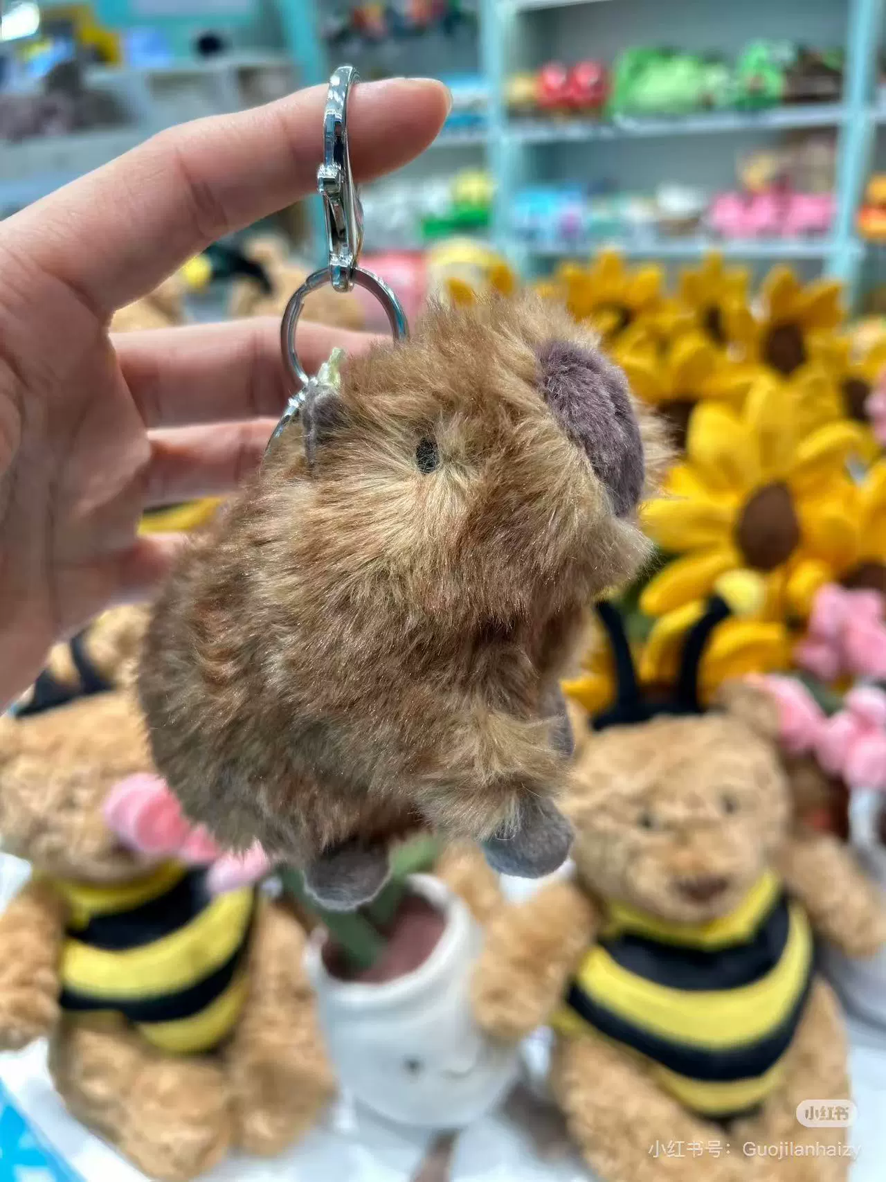 Cotton pendant, tennis rabbit