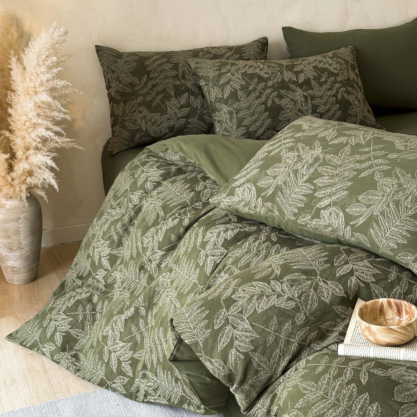 Conjunto de quatro peças minimalista nórdico retrô em jacquard grosso escovado, 100% algodão, capa de edredom de alta qualidade, lençol de baixo, cor clara._voghion.com
