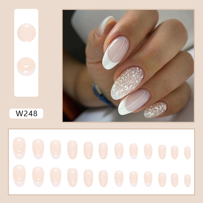 Stylish Press-on Nails Whitening Effect False Nails 24 Pieces Set_voghion.com