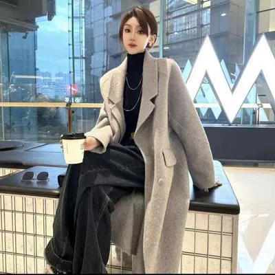 Высококачественное двустороннее кашемировое пальто, женское высокое чувство, 2023 новое осенне-зимнее пальто Хепберн, утолщенное шерстяное пальто