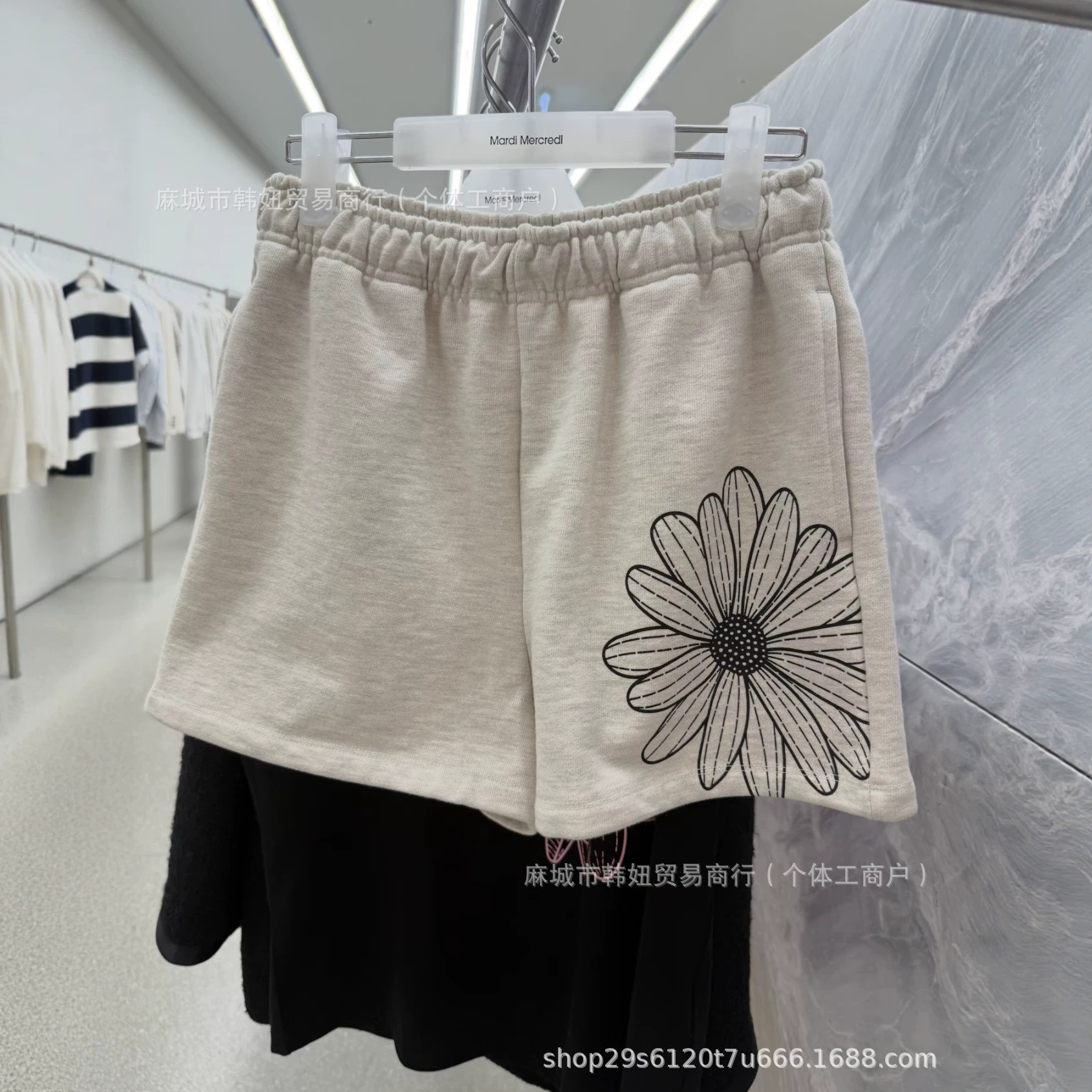 In-Stock Korean Trendy Brand Mardi Shorts Summer New Classic Large Logo Print Casual Knee-Length Shorts Wholesale