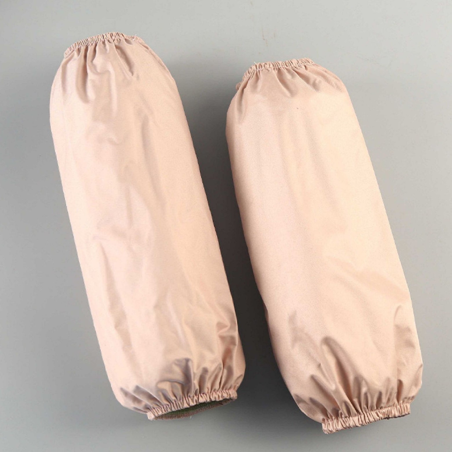 Fabricantes de guirlanda de conejo delantal impermeable a prueba de aceite cocina limpiador doméstico de alto valor de impresión delantal de mujer