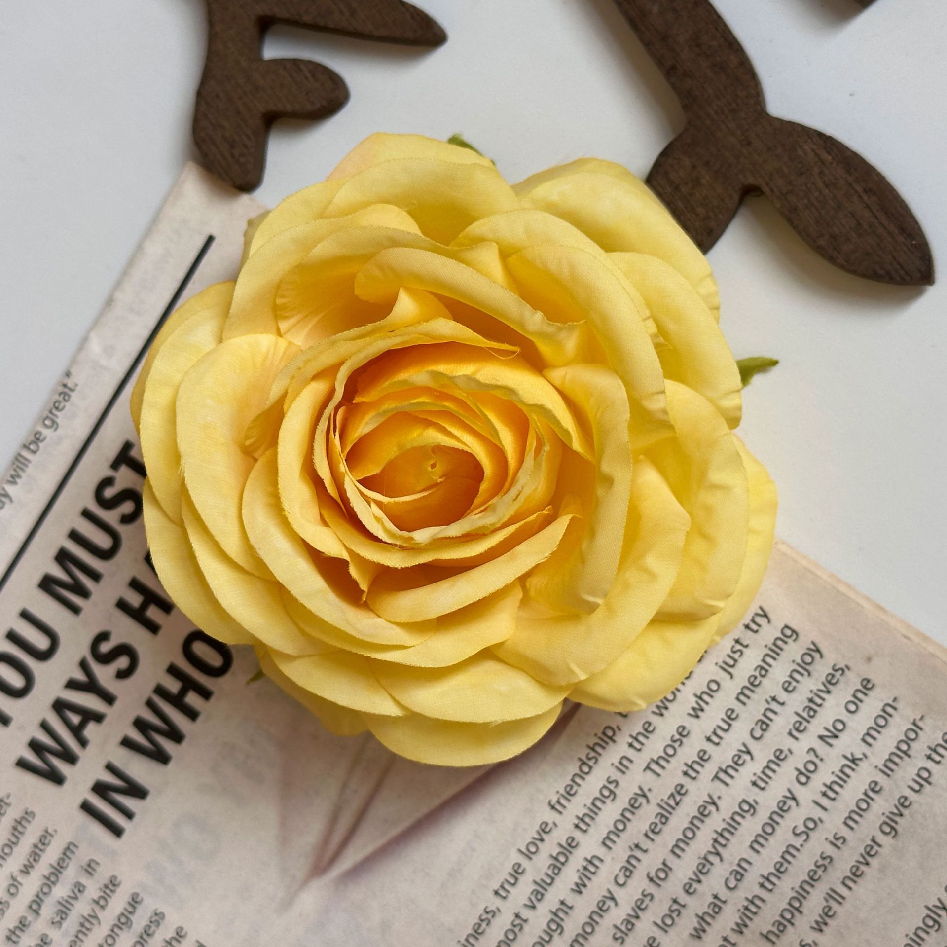 6 Jaune
