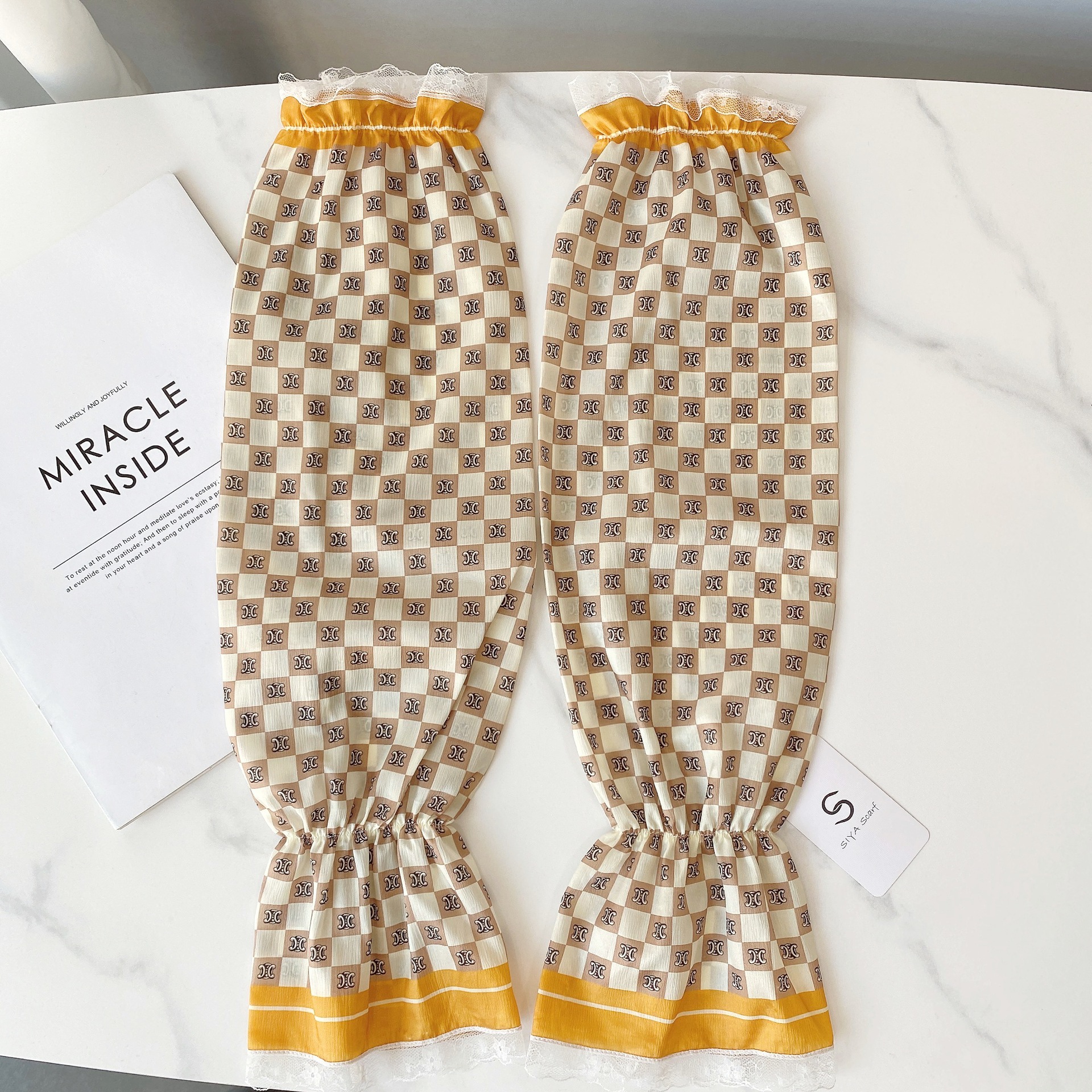 Verano protector solar de tamaño grande nuevo dulce y suelto mangas de seda de hielo fresco brazo protector de mujeres sombreado conducir mangas de bicicleta