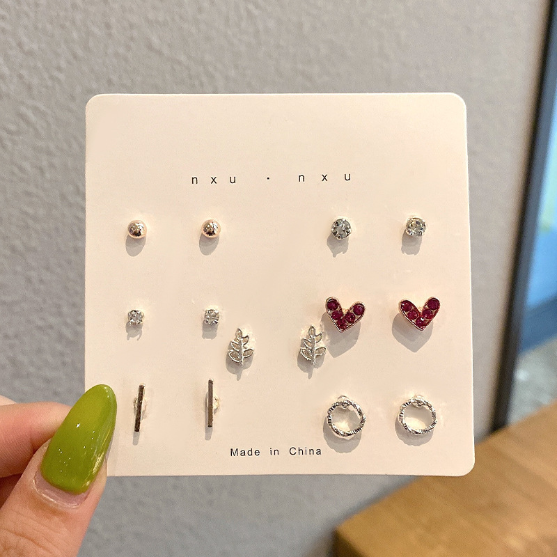 Pendientes de aleación moda coreana, estilo lujo ligero, ideales para puestos callejeros, mercado nocturno y ventas en vivo, al por mayor