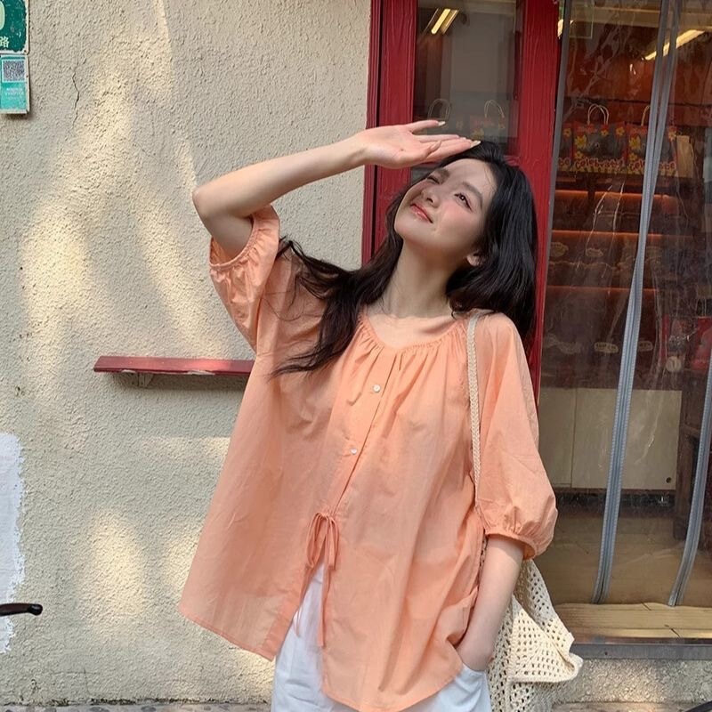 Find the Perfect Orange Lightweight Short-Sleeve Shirt for Women, a Unique and Beautiful Blouse for Summer with a French-Style Lazy and Relaxed Vibe Find the Perfect Orange Lightweight Short-Sleeve Shirt for Women, a Unique and Beautiful Blouse for Summer with a French-Style Lazy and Relaxed Vibe