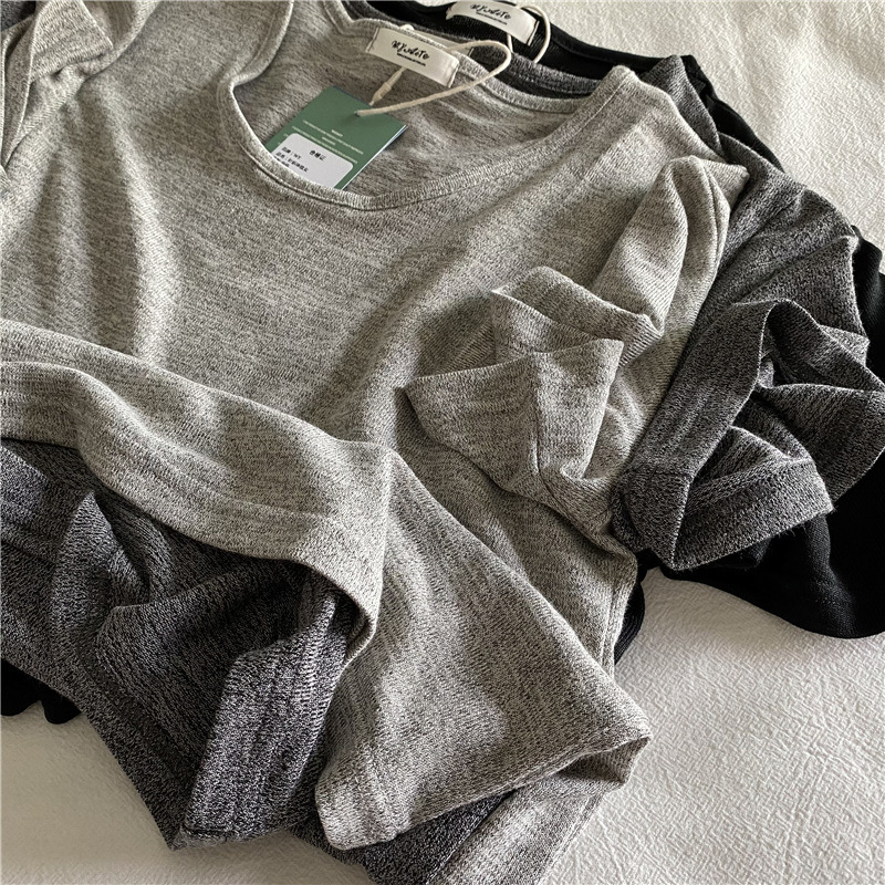 The Feel of Nothingness! Recommended Versatile Knit T-Shirt, Loose Fit, Stretchy, Slimming Short Sleeve for Women in Macaron Colors