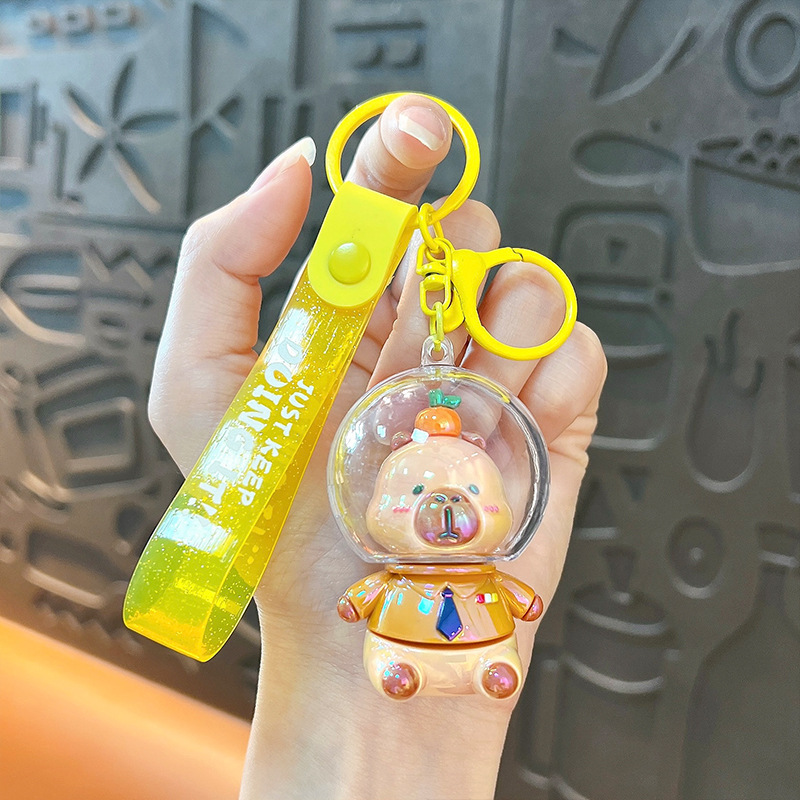 漫画スペースカピバラ電気メッキカピバラキーホルダーかわいいバッグペンダント人形カップルペンダント小さなギフト|undefined