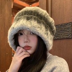 グラデーションの毛糸の帽子の女性の秋冬の日本の復古の大きい頭の周りのゆったりしているニットの帽子は顔の小さい灰色の山の帽子を現します。