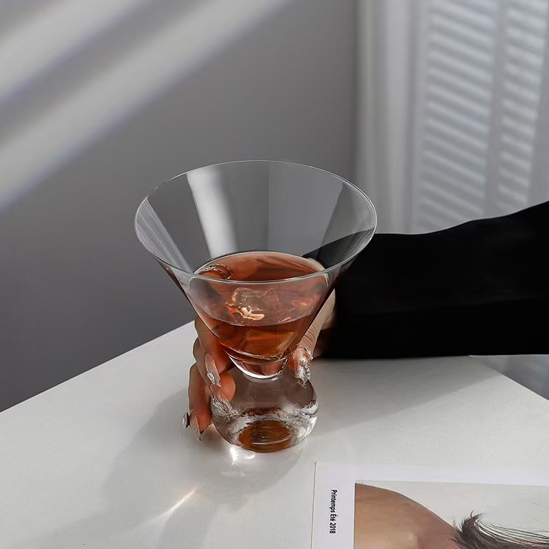 Creativo golden globe tazas de cóctel de alto valor de visualización Martini esfera base de vidrio de vidrio de vidrio transparente