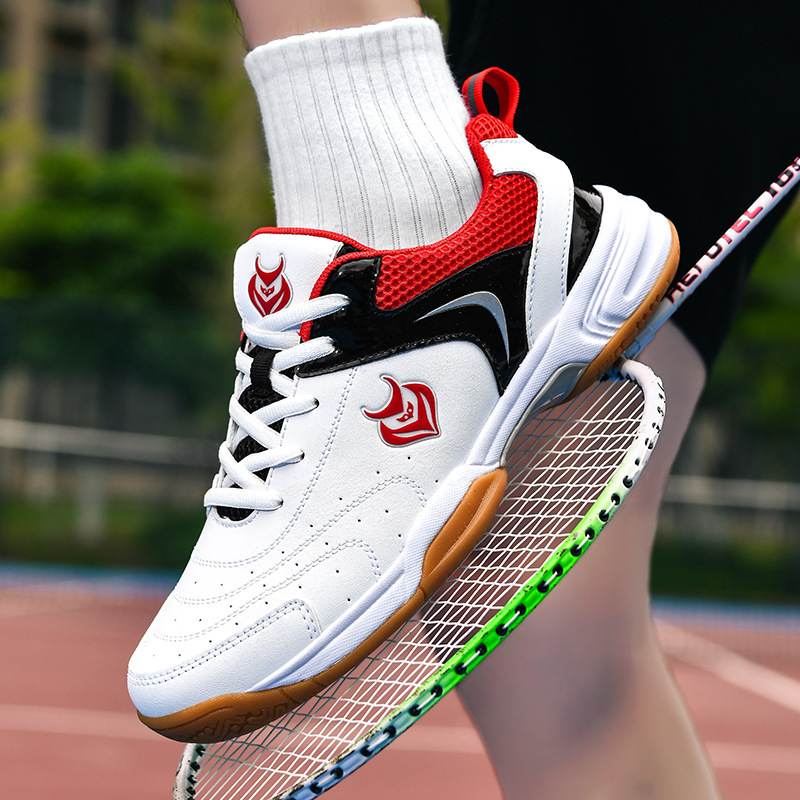 Cross-border plus size badminton shoes men's shoes new professional lightweight breathable non-slip shock absorption men's table tennis shoes sneaker Cross-border plus size badminton shoes men's shoes new professional lightweight breathable non-slip shock absorption men's table tennis shoes sneaker