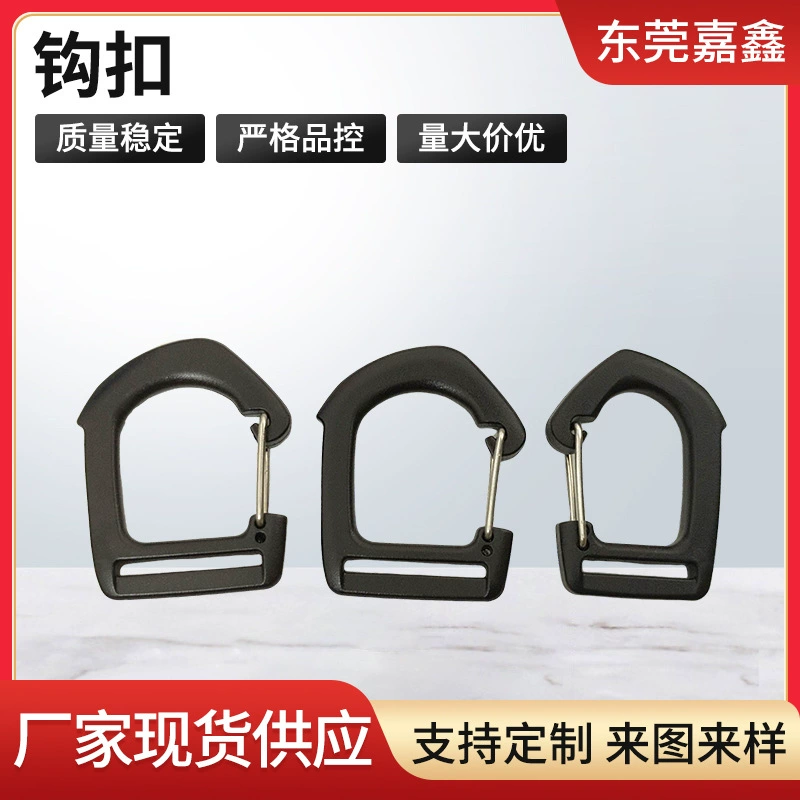 Производители поставляют спортивные рюкзаки на открытом воздухе