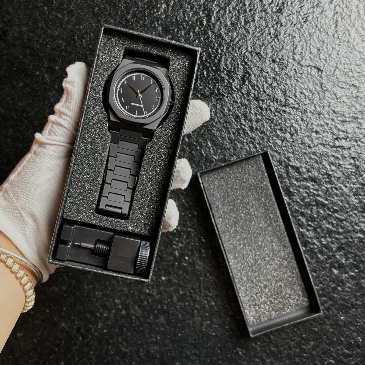 1158-8 domestic movement battery double snap button