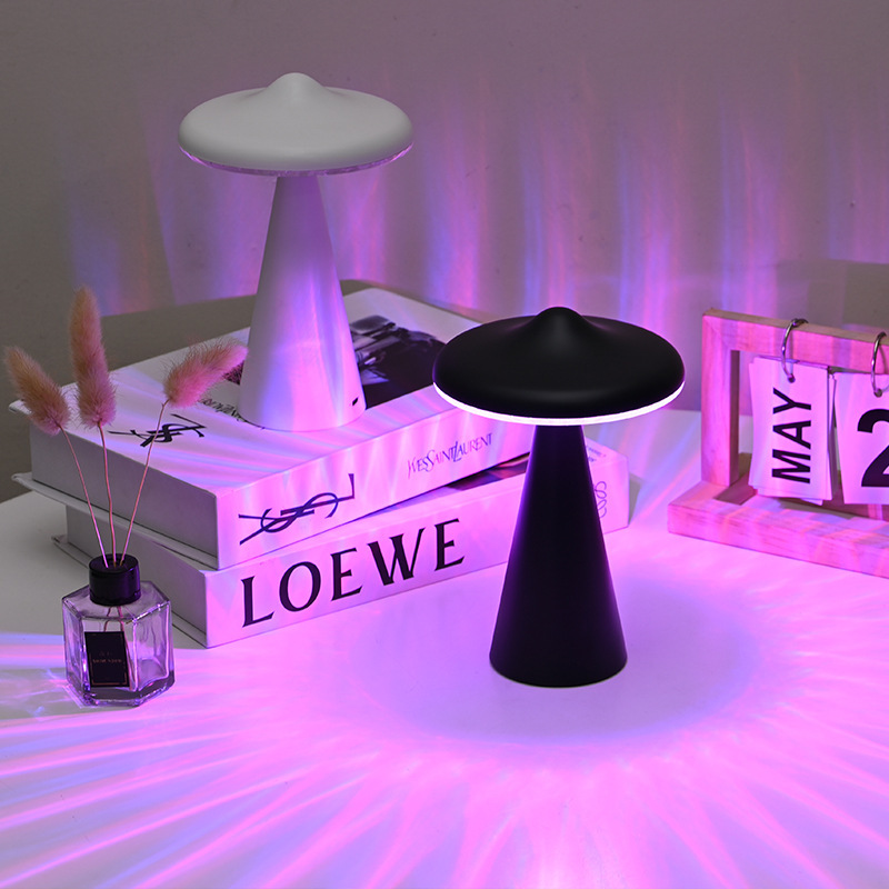 UFO transfronterizo atmósfera luz nocturna USB recargable regalo decoración cabezal de cama dormitorio barra creativa toque luz platillos voladores