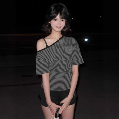条纹刺绣斜肩短袖t恤女夏季新款修身显瘦露肩美式甜辣妹上衣潮ins