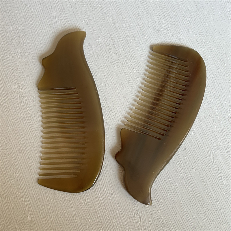 Natural Horn Peach Heart Comb Small Fish Comb Textured Craft Comb Thick Gift Box Comb 10-15CM key features