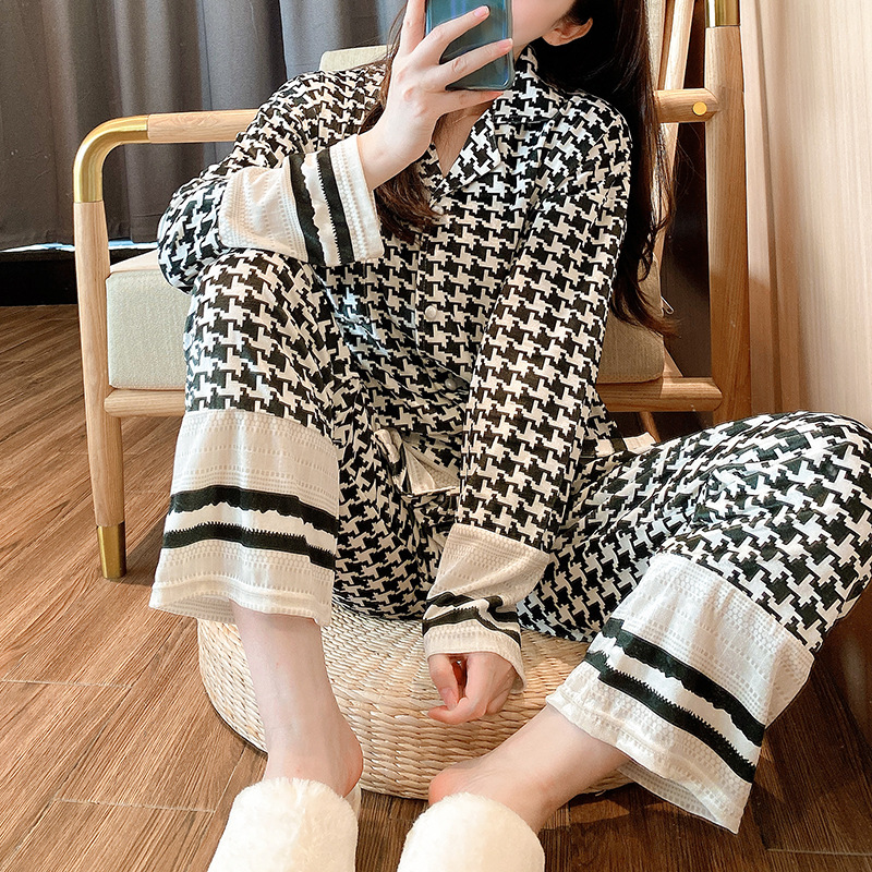 i2uUjf6mxdTrdS49SAR8xJuSM0e7EbzCSySt