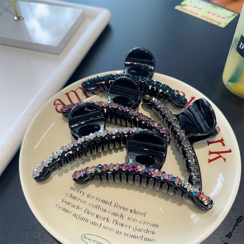 South Korea Dongdaemun New Light Luxury Czech Diamond Grab Clip Light Luxury Retro Elegant Queen Back Head Grab Clip Shark Clip