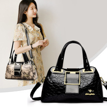 ���Q�r��Ůʿ����ʯ�^�y��������Ӵ������߼���ͨ�چμ��б���