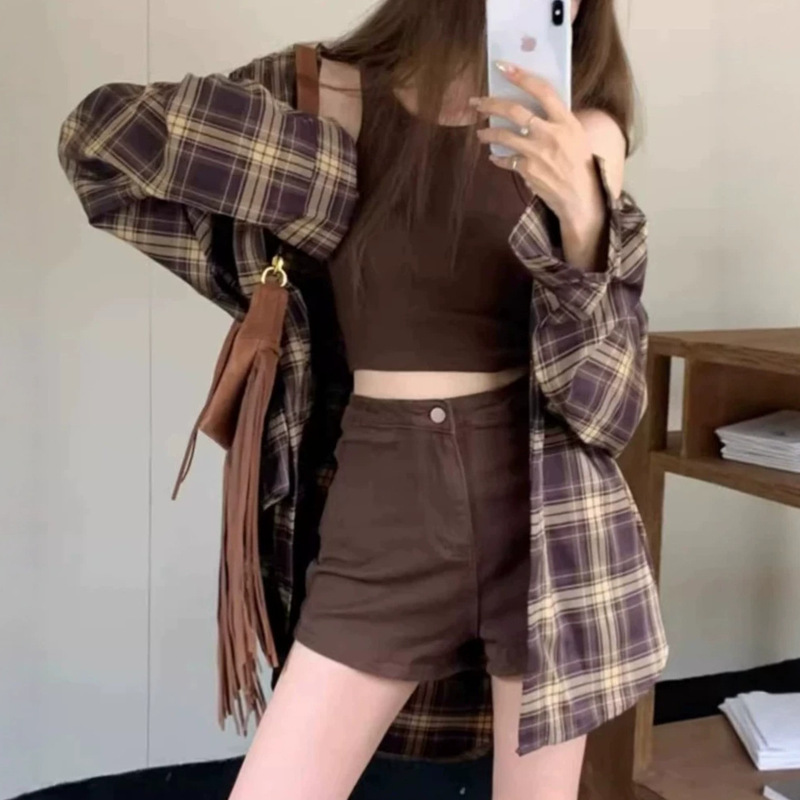 Retro Plaid Shirt for Women, Spring and Autumn, Lazy Style, Loose-Fitting Shirt, Long-Sleeved Top, Cardigan Jacket Wholesale Retro Plaid Shirt for Women, Spring and Autumn, Lazy Style, Loose-Fitting Shirt, Long-Sleeved Top, Cardigan Jacket Wholesale
