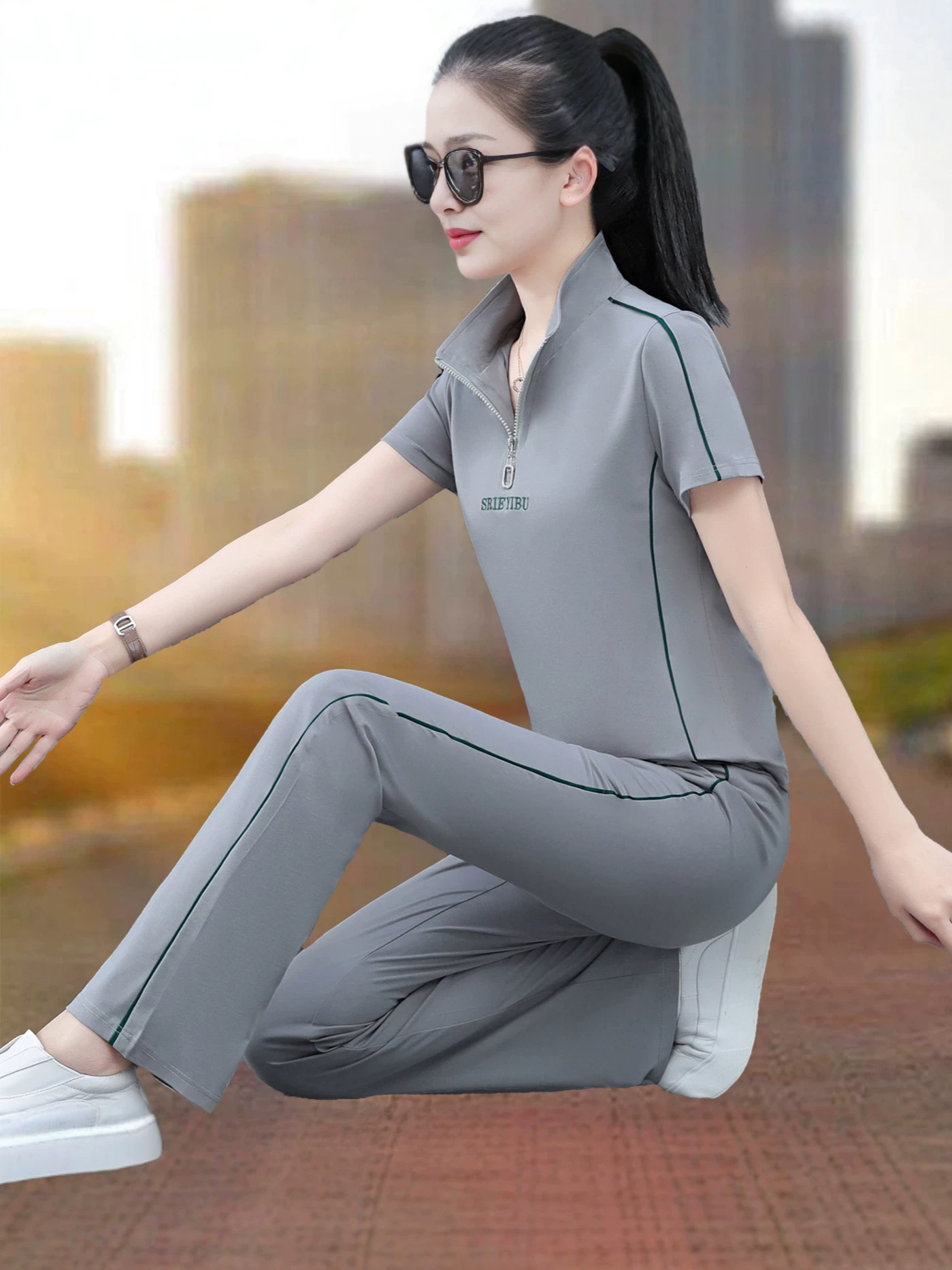 Lapel Sports Suit for Women, Summer 2026 New Style, Age-Reducing, Slimming, Stylish, Short-Sleeved, Long-Pants, Casual Two-Piece Set for Moms