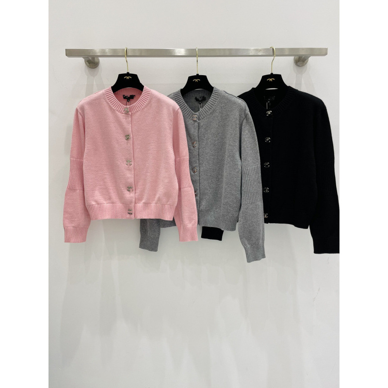 Shenzhen Nanyou 24 Early Autumn New Product Xiaoxiang Style Double C Button Elastic Slim Slim Classic Round Neck Wool Cardigan