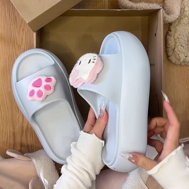 Cute Cartoon Doll Slippers for Women, Summer Outdoor Wear, 2026 New Model, Thick-Soled, Petite-Friendly, Soft-Soled, Trendy Slide Sandals