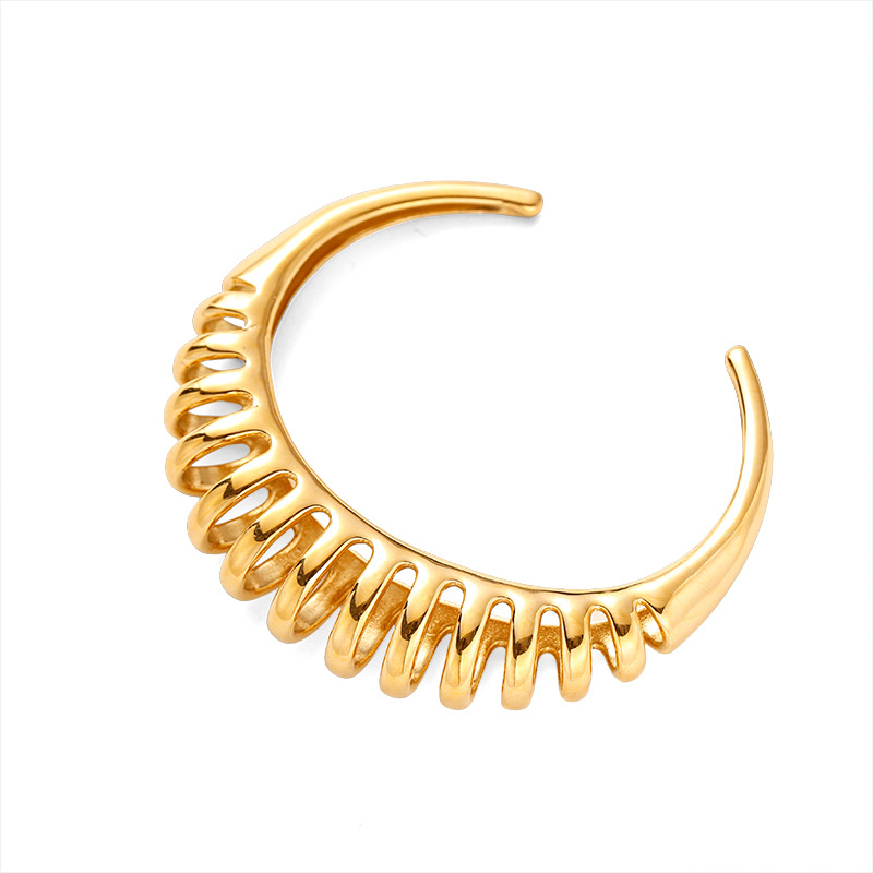 Tina Europa y América de moda transfronteriza acero inoxidable chapado en oro 18k exagerado en forma de C brazalete hueco personalidad no decoloración joyas mujeres image 6