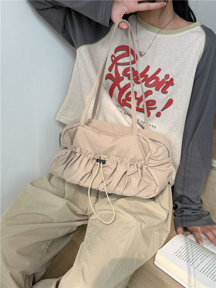 Pleated high-end underarm niche commuting tote shoulder feminine temperament, new high-capacity nylon bag, female_voghion.com