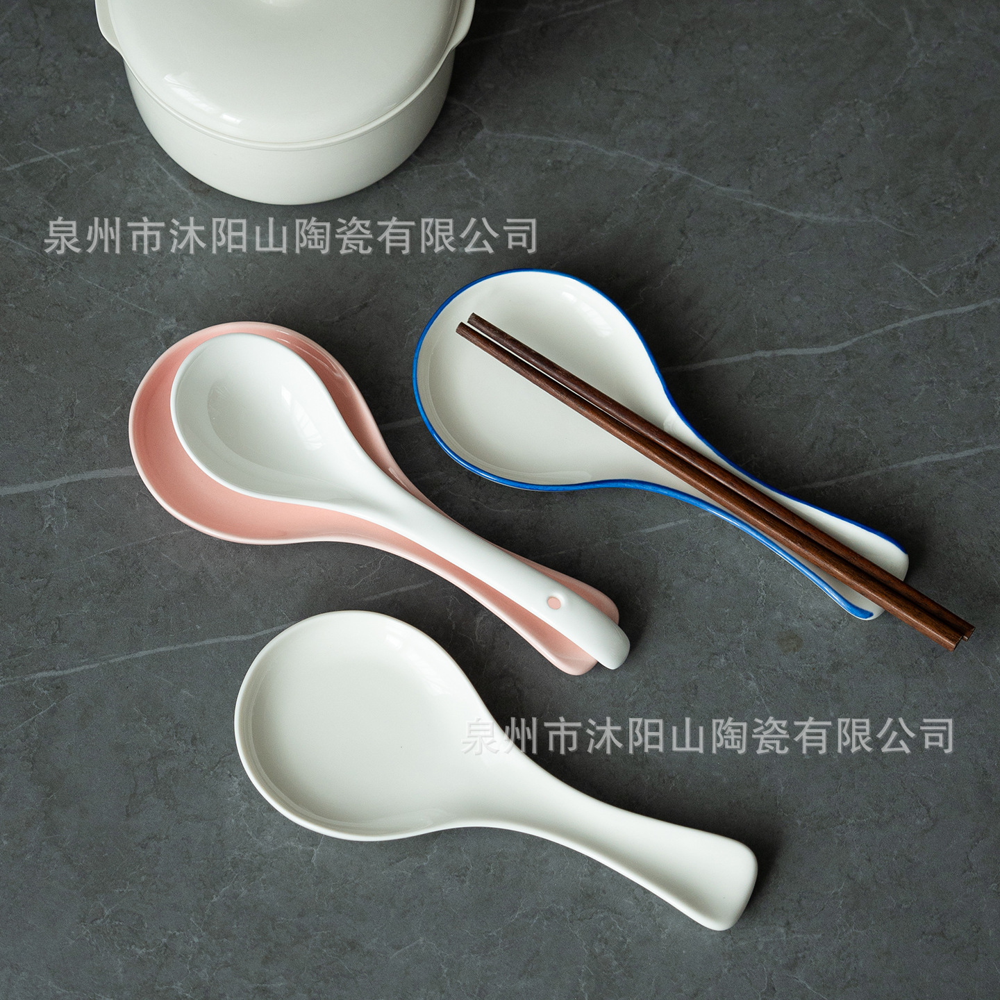 Ceramic Underglaze Colored Porcelain Spoon for Home Use, Hotel, Restaurant, Traditional Soup Spoon, Flat-Bottomed Spoon for Home Use, Factory Cross-Border Wholesale Customization