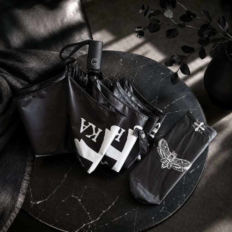 Gothic Dark Moth Umbrella, dual-purpose for sun and rain, sun protection automatic umbrella, niche COS photo shoot and comic convention umbrella, foldable