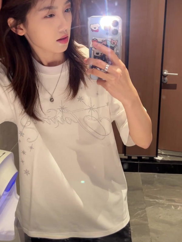 YLJZZ 简约银色图案短袖T恤女美式设计感宽松显瘦百搭上衣ins|undefined