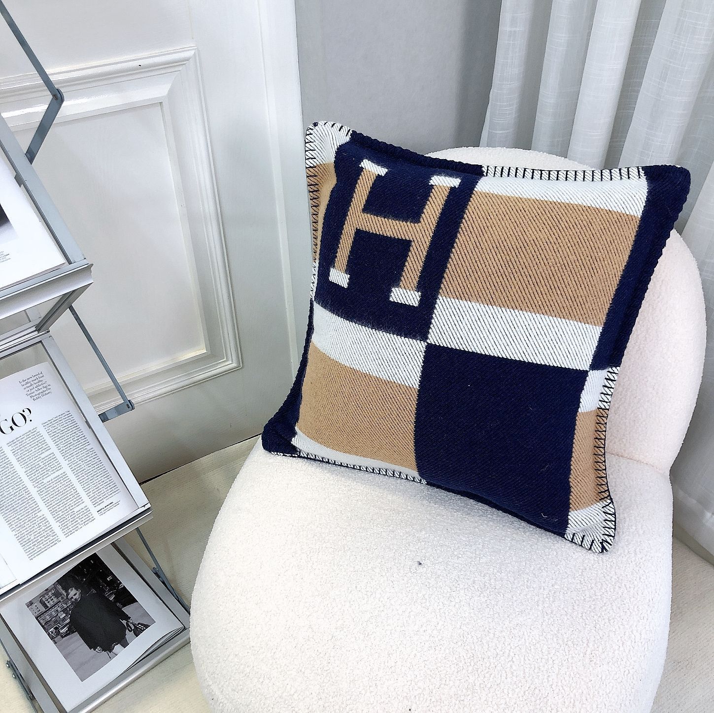 Amazon H 枕北欧モデルルーム昼休みソファクッション車の腰サポート背もたれクッションニット枕カバー